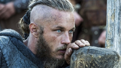 Vikings: Quanto Travis Fimmel ganhou para interpretar o personagem Ragnar?