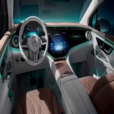 Mercedes: Veja o interior do novo EQE SUV