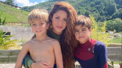 Shakira pede respeito à privacidade dos filhos após mudança para para os EUA