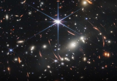 James Webb revela distâncias de quase 200 galáxias