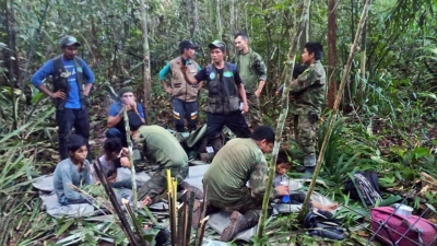 Crianças encontradas após 40 dias na selva