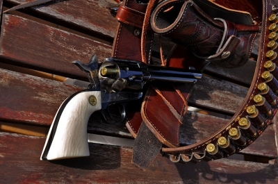 Conheça todas as armas usadas pelos cowboys do Velho Oeste