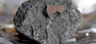 Meteorito encontrado na Inglaterra contém água alienígena