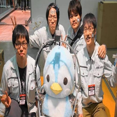 Japoneses criam robô pinguim capaz de pular corda 170 vezes em 1 minuto