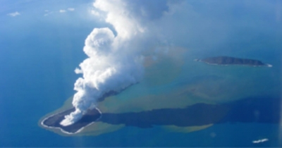 Um enorme vulcão está criando uma nova ilha no Oceano Pacífico