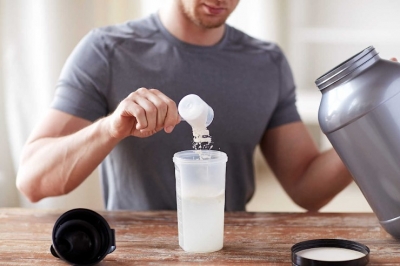 Como atender às suas necessidades de proteína para ganho muscular em 5 etapas fá